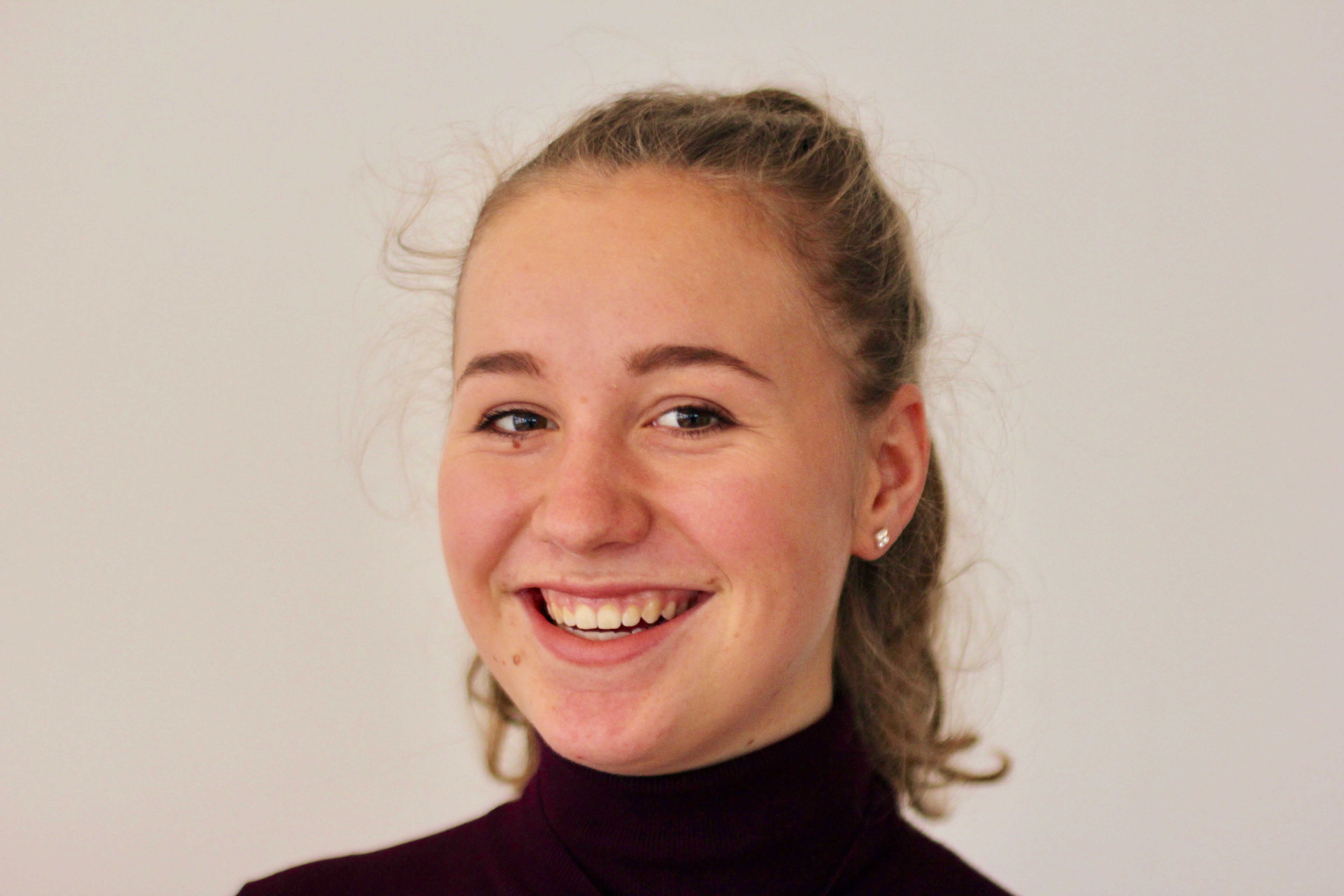 Mara Ludwig (23)